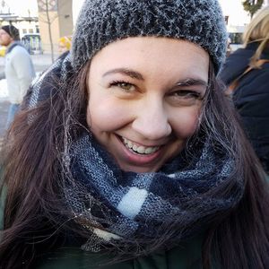 Meet your Posher, Danielle